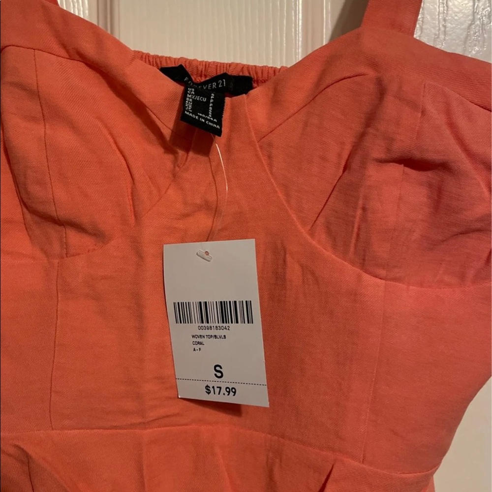 NWT PEPLUM TOP - Picture 2 of 3
